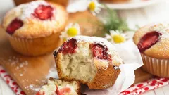 Um ingrediente na massa e os muffins ficam macios como uma pluma: que deve adicionar?