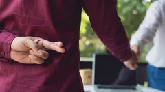 Truque infalível de um psicólogo: como desmascarar um mentiroso em 10 segundos