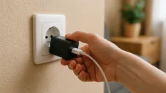 Vale a pena tirar o carregador da tomada? Especialistas esclarecem todas as dúvidas